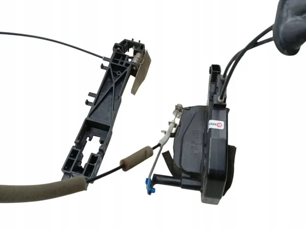 OEM Ovilukko Vasen Etu 4 Nastaa Nissan X-Trail T31 image 3