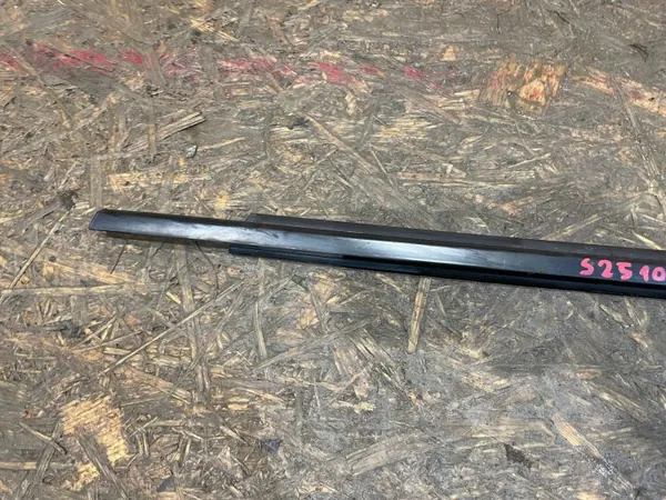 Junta de Puerta Mazda CX-3 OEM D10ERRL S2510G322 Izquierda Trasera image 3