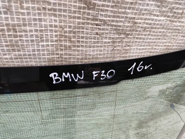 BMW F30 Sedan Heckscheibe OEM - Original 2016 image 5