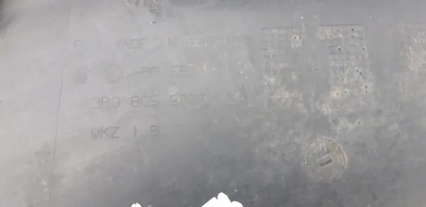 VW PASSAT B5 Framspoiler 3B0805903F image 5