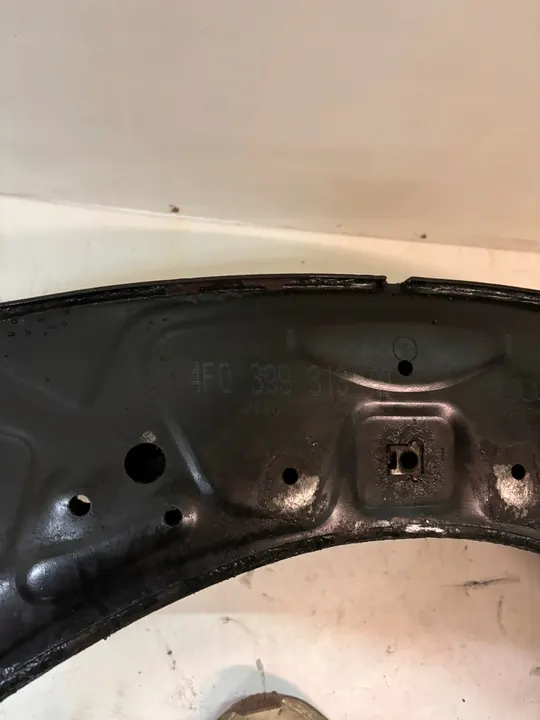 AUDI A4 A6 2.0 TDI Sottoscocca Anteriore OEM 4F0 399 313 AD image 2