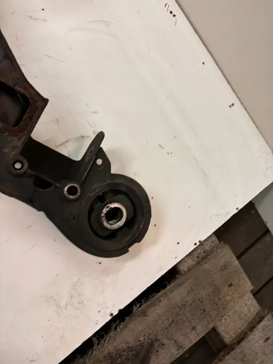 AUDI A4 A6 2.0 TDI Sottoscocca Anteriore OEM 4F0 399 313 AD image 7