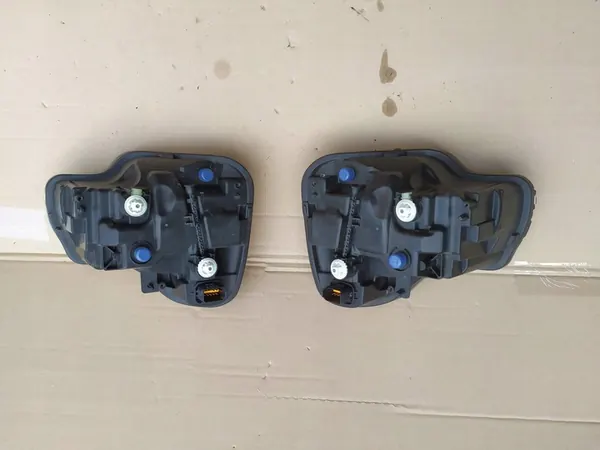 Farol Halógeno Esquerdo Renault Dacia 260B27408R image 4