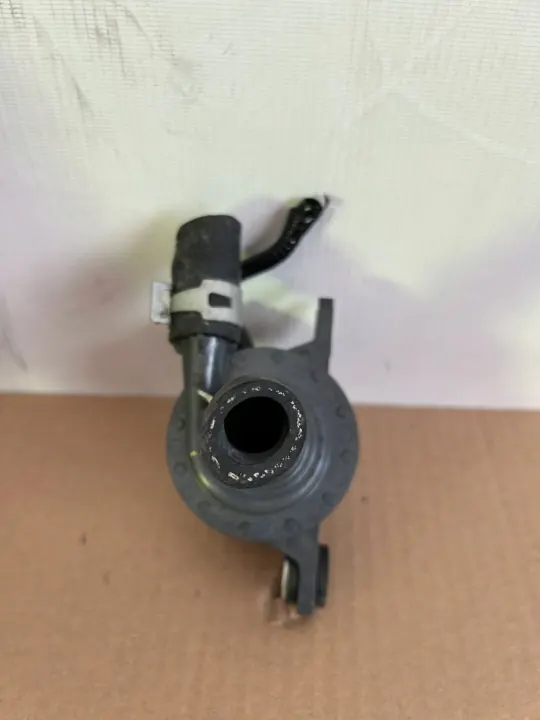 Pompe à eau Honda OE 33533B180270 - État utilisé image 3