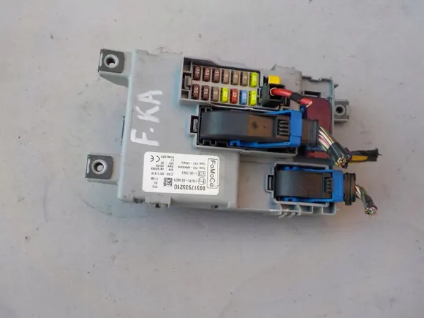 Module BSI Ford Ka II 00517935210 - Pièce OE d'occasion image 2
