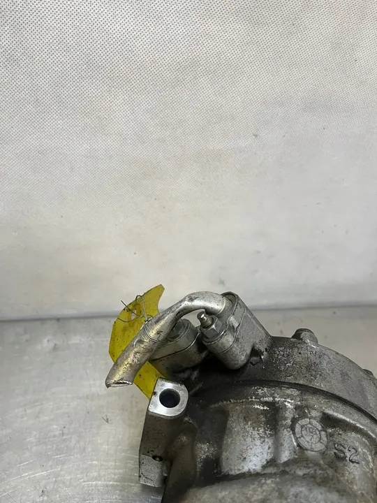 Compresseur de Climatisation Peugeot Citroen 9686061780 image 3