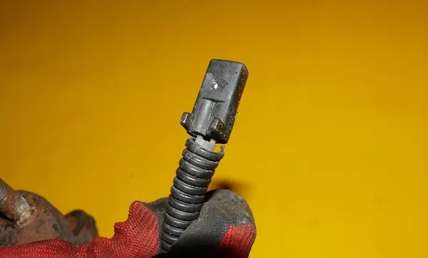 Mozzo Sensore ABS Sinistro Anteriore Kia Sportage II 2.0 CRDI image 4