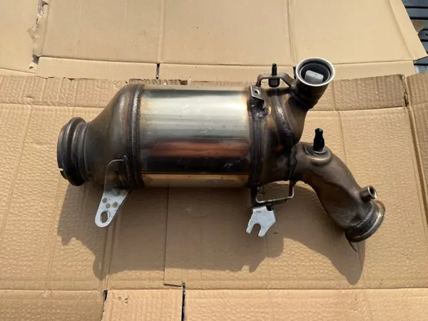 Audi A4 A5 A6 2.0 TDI DPF-Filter OEM 05L131775C image 2