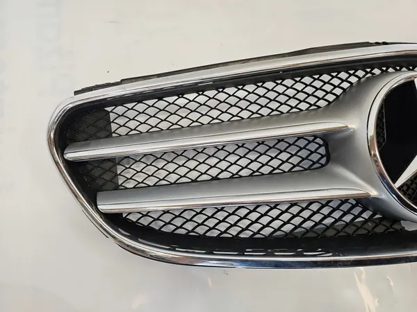 GRIGLIA MERCEDES E-KLASA W212 LIFT DISTRONIC A2128851500 image 3