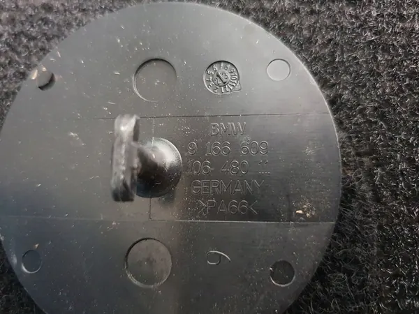 Auton Matot Set BMW 1 F40 F44 OEM 51477462743 image 4