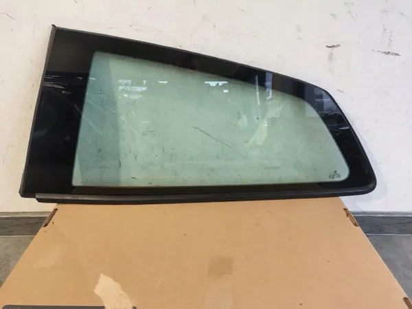 VW Polo 6R/6C Achter Links 3D Ruit OEM 6R3845041 image 2