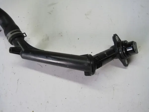 Tube de remplissage d'huile OEM 0PB115301A Porsche 911 image 3