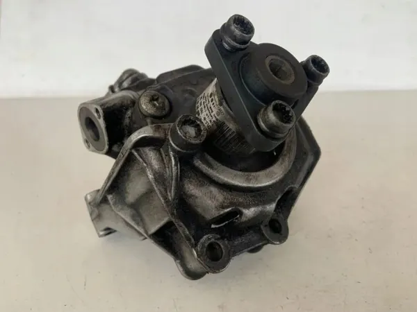 Pompe de direction OEM 8R0145155J pour Audi Q5 image 2