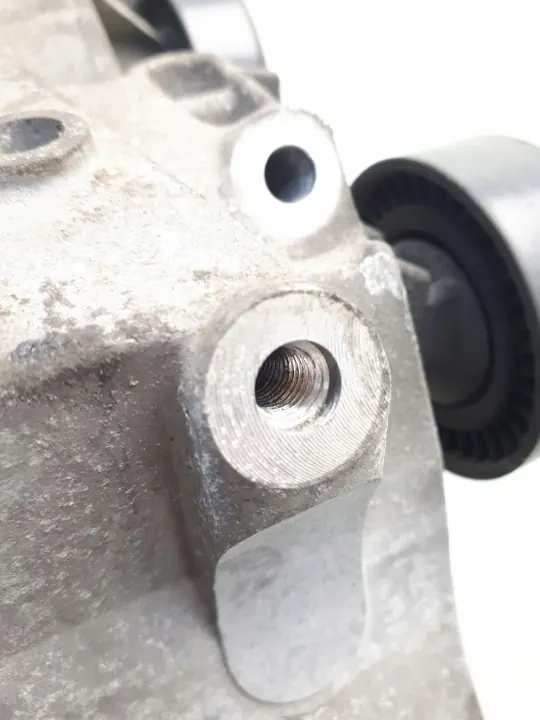 Mercedes-Benz Alternatorriemspanner OEM A2662000670 image 6