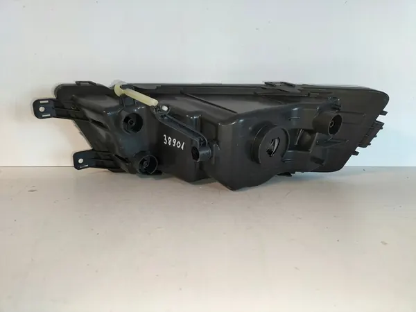 Farol Halógeno Direito SKODA OCTAVIA III 13-17 image 4