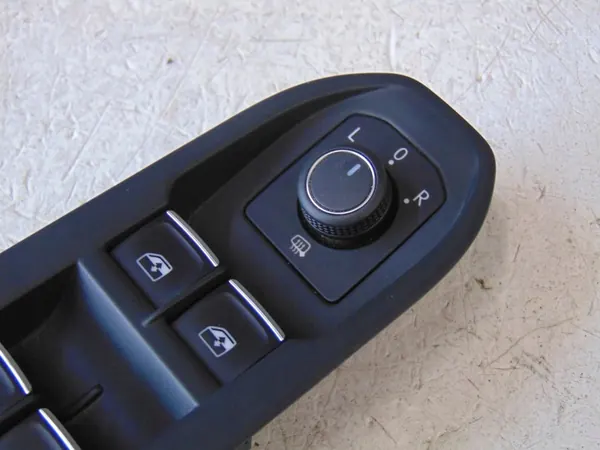 Linker vorderer Fensterheber VW GOLF 8 VIII image 2