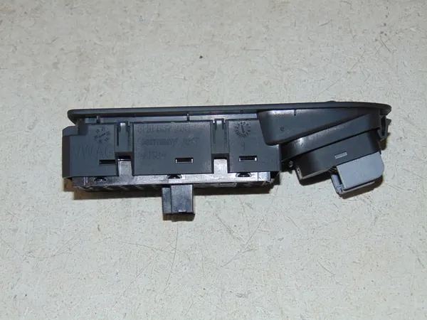 Linker vorderer Fensterheber VW GOLF 8 VIII image 4