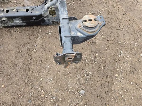 Cadre Dodge Ram 09- OEM RamaCrewCab 4x4 Cabine Longue image 5