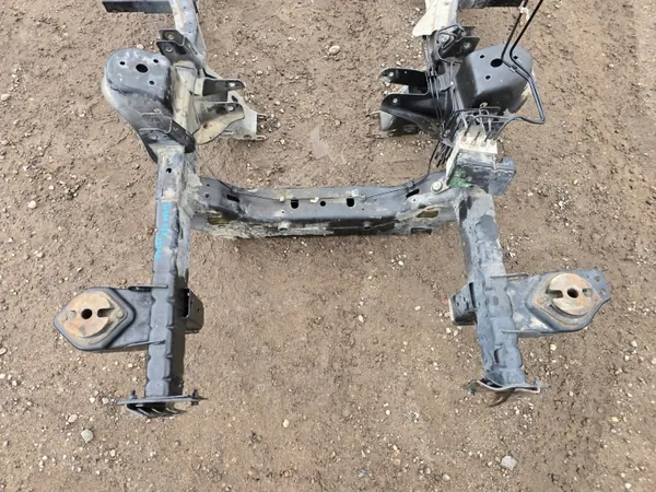 Cadre Dodge Ram 09- OEM RamaCrewCab 4x4 Cabine Longue image 6