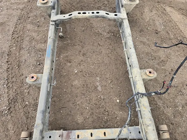 Cadre Dodge Ram 09- OEM RamaCrewCab 4x4 Cabine Longue image 8