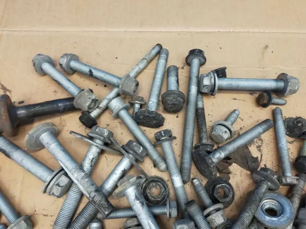 Audi OE Ophangingsbouten OEM 7,05KG voor A6 C8 image 4