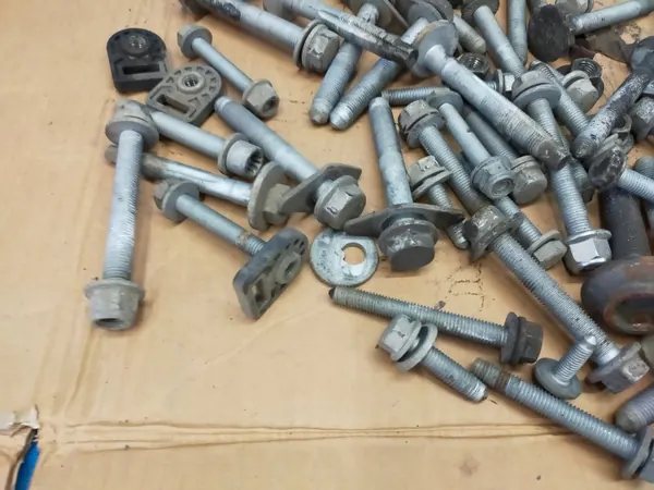 Audi OE Ophangingsbouten OEM 7,05KG voor A6 C8 image 6