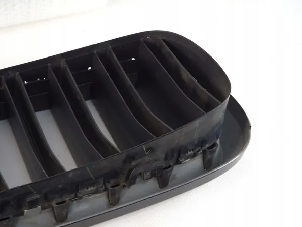 BMW X5 F15 X6 F16 Left Kidney Grille Original Black M-Performance image 4