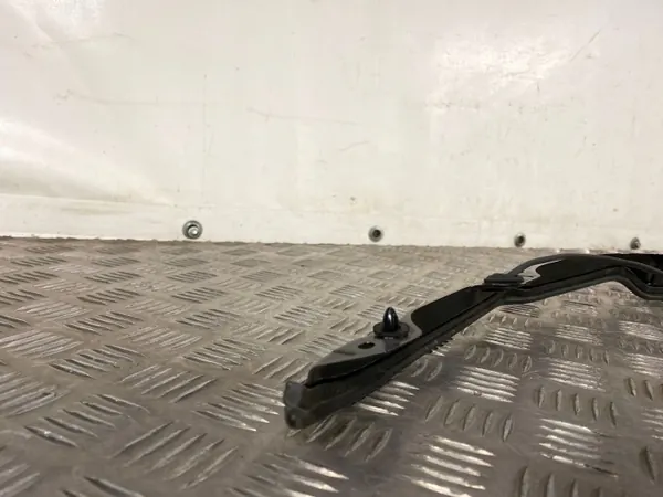 Sensor de porta-traseira Mitsubishi FBZ23426 - Usado image 8