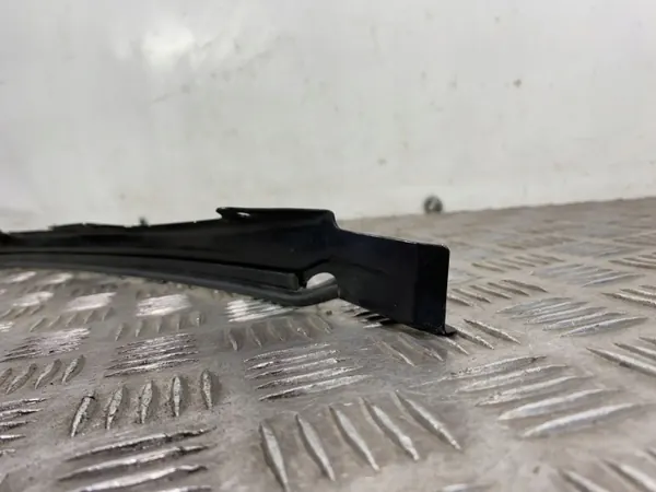 Sensor de porta-traseira Mitsubishi FBZ23426 - Usado image 9