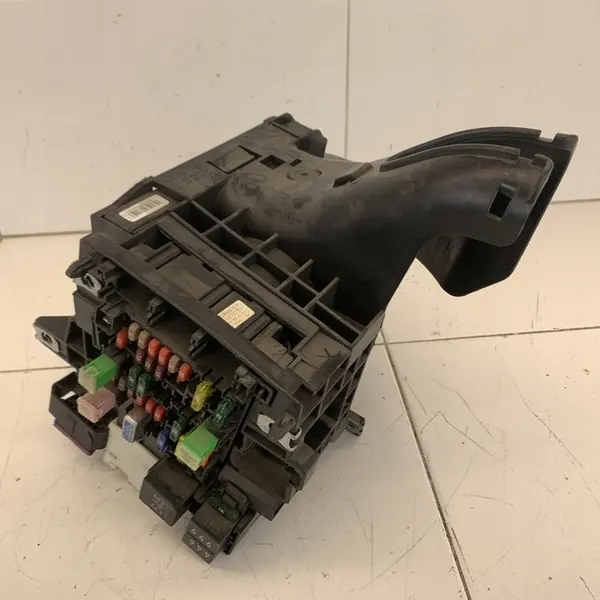 Komfortkontrollmodul VW PASSAT B8 2.0 TDI 2015 image 4