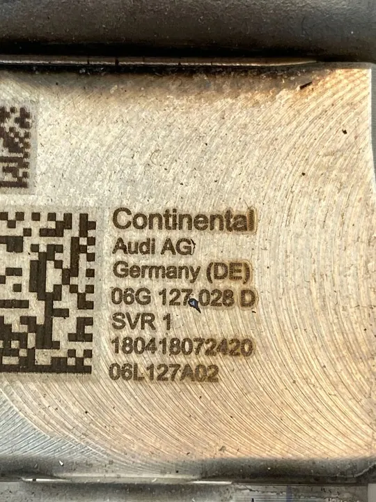 Hochdruckkraftstoffpumpe Volkswagen Tiguan Allspace 06G127028D image 7