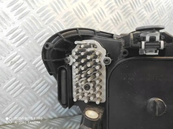 Farol dianteiro esquerdo Full LED VW Touran III image 8