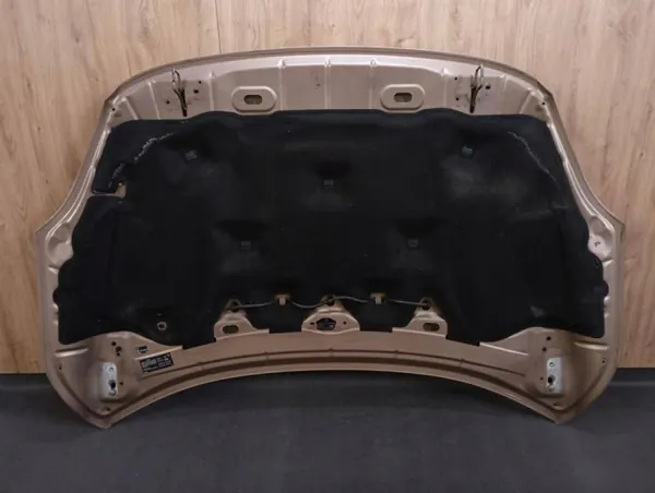 Volvo V40 II Cross Country Moottorikansi OEM 708-46 image 8