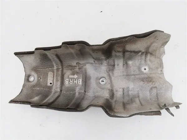 Front Hitzeschild OEM JSGSFWRW425202092O292I28U Mazda 3 image 3