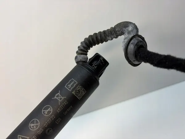 AUDI A5 F5 Elektrisk baklucka aktuator 57A827851D image 3