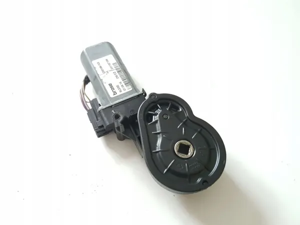 Land Rover Evoque I stoelmotor OEM 924116102 image 4
