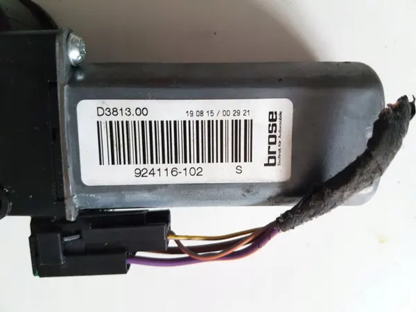 Land Rover Evoque I stoelmotor OEM 924116102 image 5