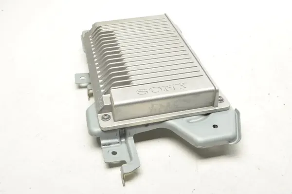 Ford Mondeo MK5 Audio-vahvistin OEM DS7T-18B849-AV image 4