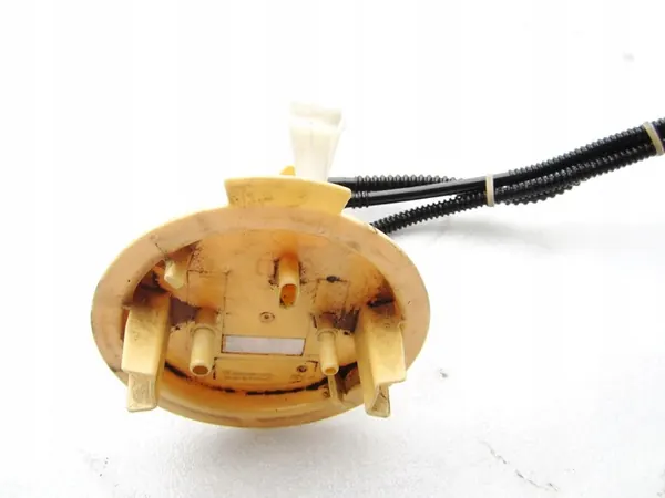 Brandstoftankdop Mercedes W212 E350 3.0 CDI Diesel A2124700400 image 2