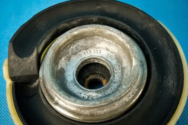 Cuscinetto Ammortizzatore Anteriore Audi A4 A5 8W0413333 image 3
