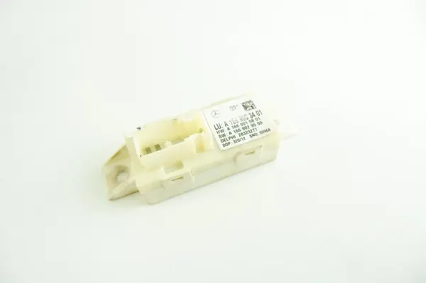 Module d'éclairage Mercedes C W204 OEM A1669003401 image 2