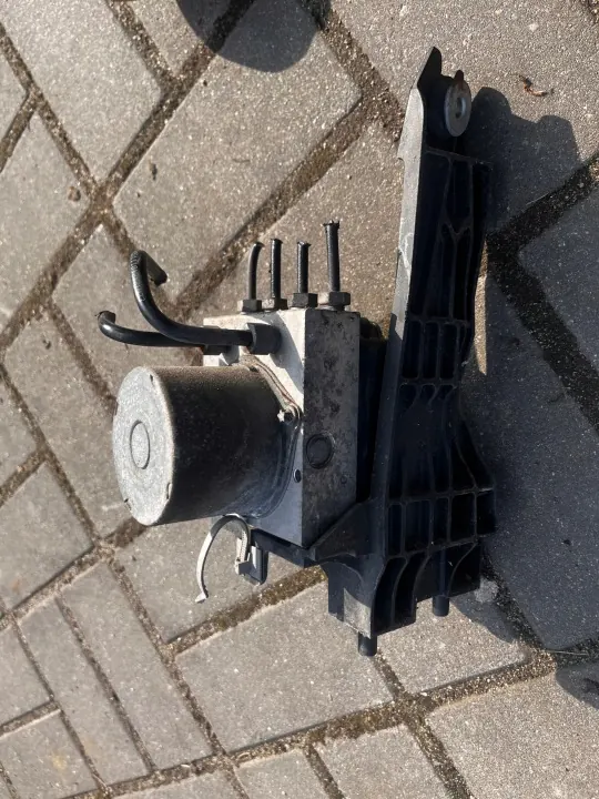 Opel Astra K ABS-pumppu 39087901 - Käytetty OE-osat image 4