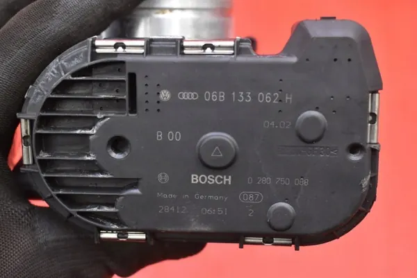 Kaasutin OEM 06B133062H Audi A4 B6 2.0:lle image 7