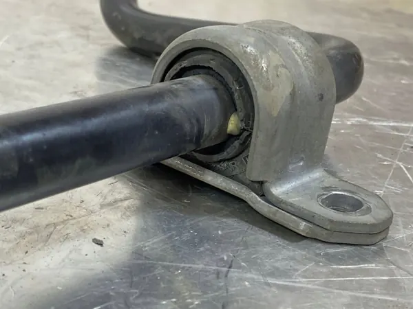 Taka stabilointitanko OEM FOB51457 Dodge RAM:lle image 4