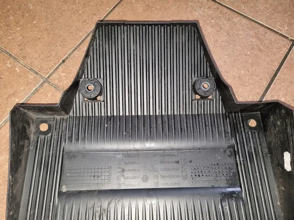 OPEL CORSA-E F Couvercle Moteur image 4