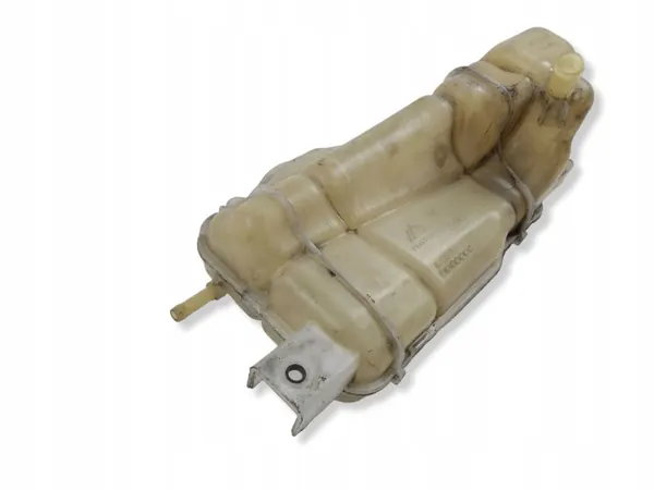 Nissan OE RZV81915 Niveaubehälter gebraucht image 3