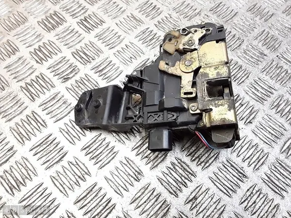 Türschloss rechts vorne VW PASSAT B7 ALLTRACK 3B0837868 image 3