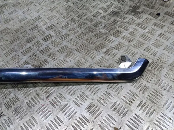 Subaru Forester IV Frontstoßstange OEM 91121SG000 image 4