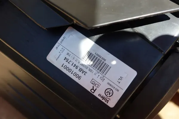 VW PASSAT B7 BI-XENON LED OIKEA AJOVALO 3AB941754 image 4