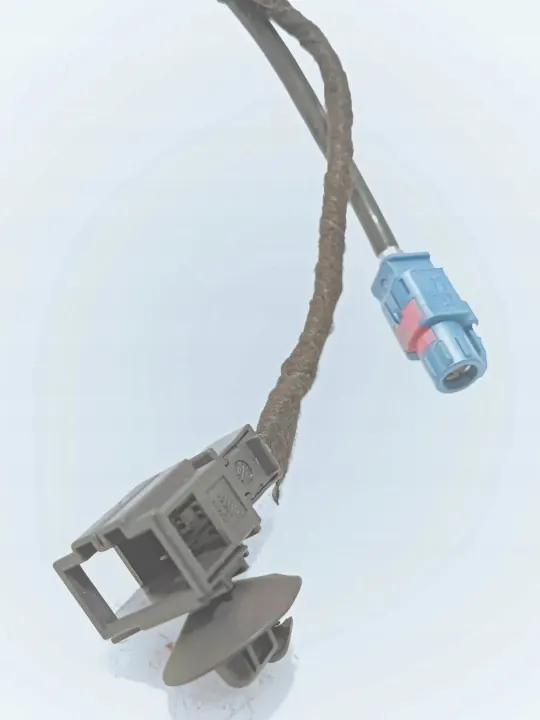 Puxador de porta-malas OEM 5M0827566 com câmera image 3
